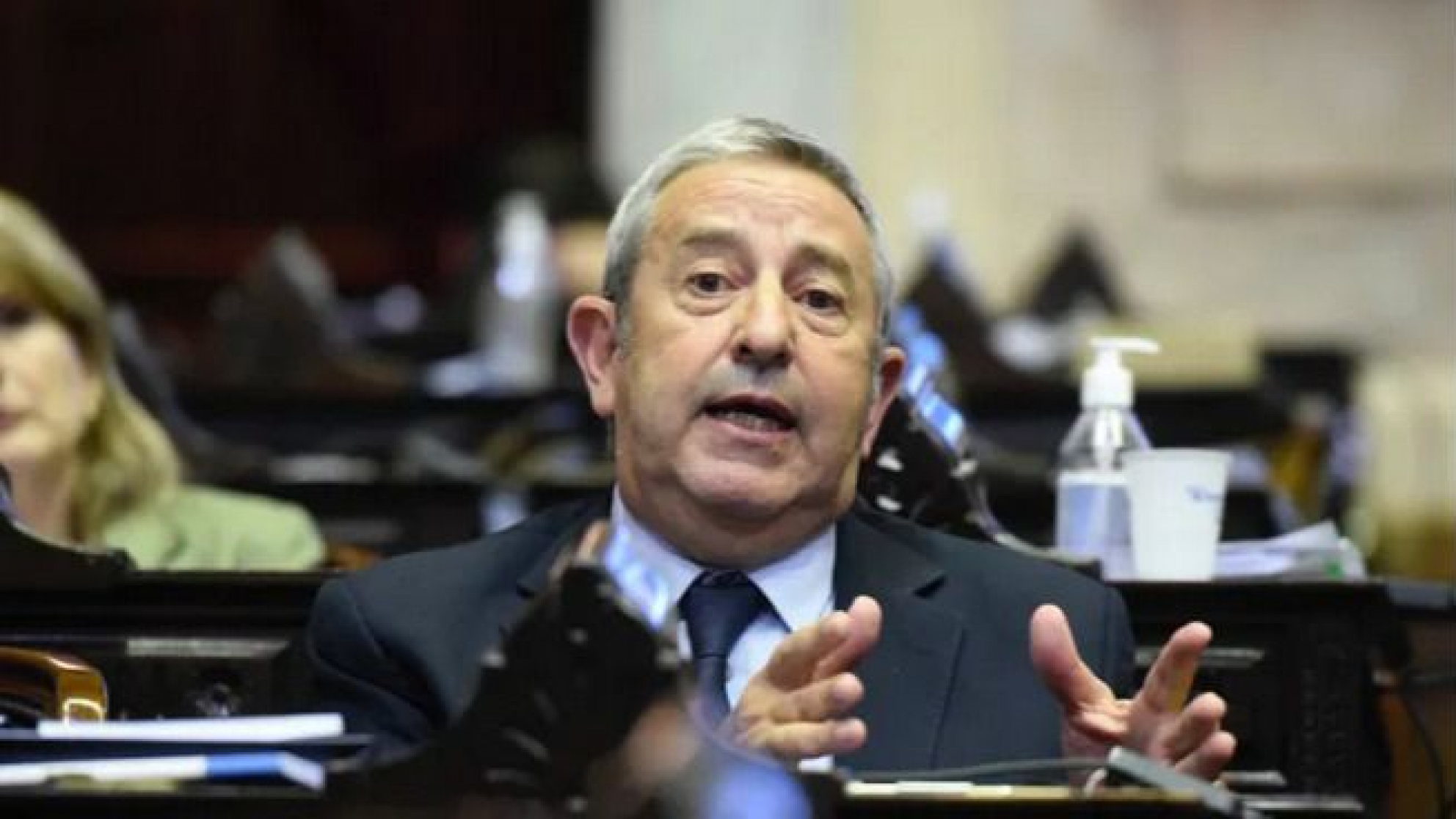 Julio Cobos propone compensar el desempleo con construcción de viendas a traves de créditos
